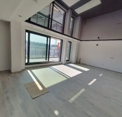 Photo 3 — 4-bedroom apartment in Studentski