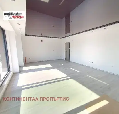 Photo 5 — 4-bedroom apartment in Studentski