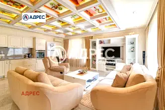 Многостаен апартамент в к.к. Златни пясъци