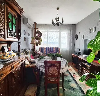Снимка 2 — Многостаен апартамент във Велико Търново, Акация