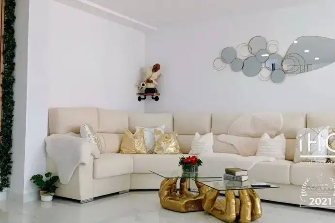 4-bedroom apartment in Атина