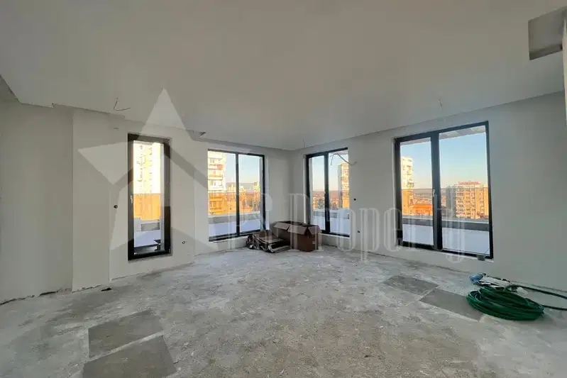 4-bedroom apartment in Stara Zagora, Ayazmoto
