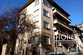 Многостаен апартамент в София, Банишора