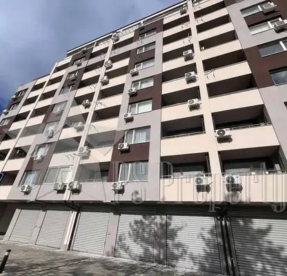 Снимка 2 — Многостаен апартамент в Стара Загора, Била
