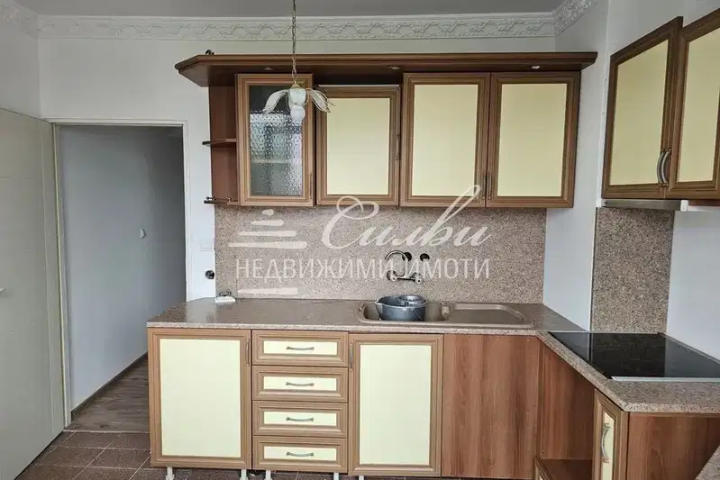 Многостаен апартамент в Шумен, Болницата