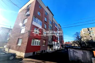Многостаен апартамент в Търговище, Боровец