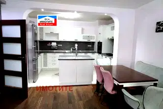Четиристаен апартамент с две тераси в Борово, София