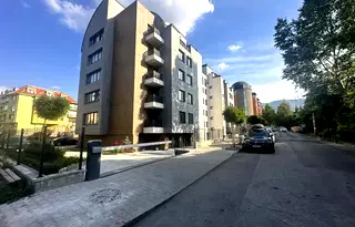 Многостаен апартамент в София, Борово