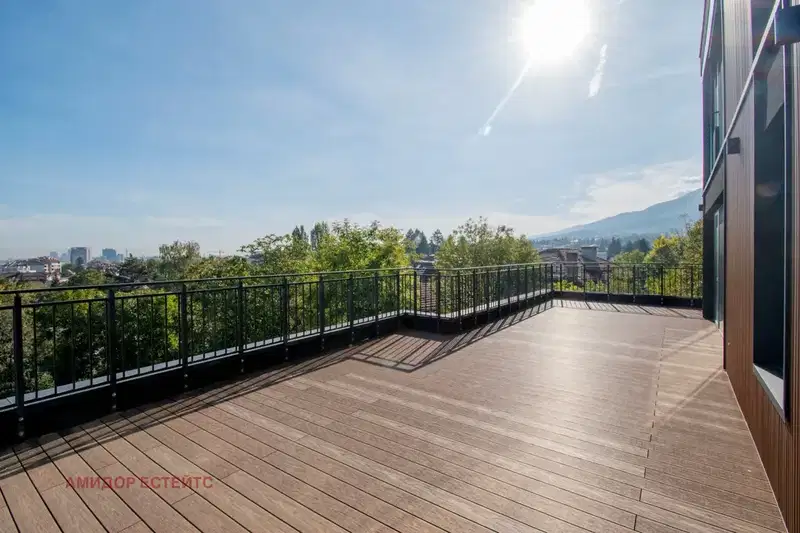 4-bedroom apartment in Sofiya, Boyana