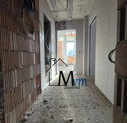 Снимка 3 — Многостаен апартамент в София, Бояна