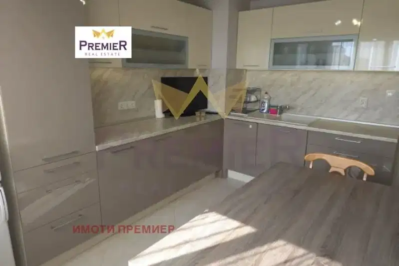 4-bedroom apartment in Burgas, Bratya Miladinovi