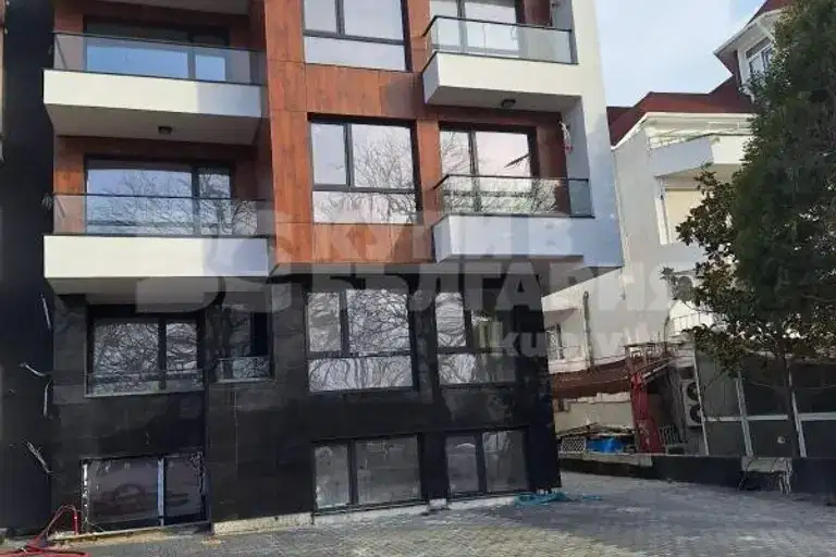 4-bedroom apartment in Varna, Briz