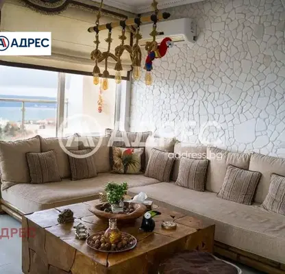 Снимка 4 — Многостаен апартамент във Варна, Бриз