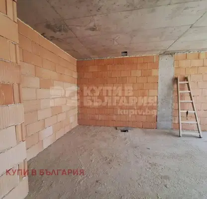 Photo 3 — 4-bedroom apartment in Varna, Briz