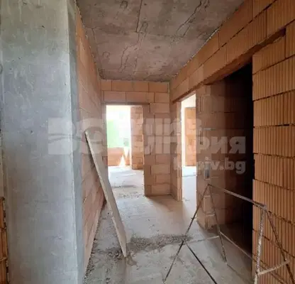 Photo 4 — 4-bedroom apartment in Varna, Briz