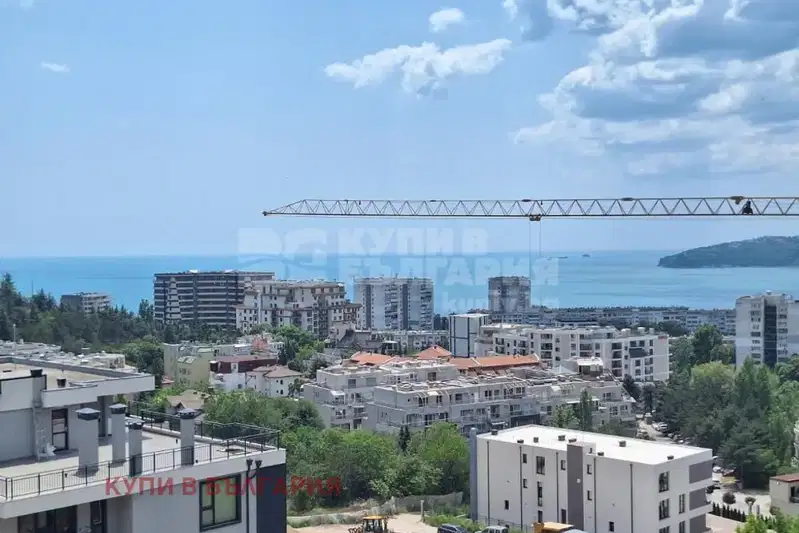4-bedroom apartment in Varna, Briz