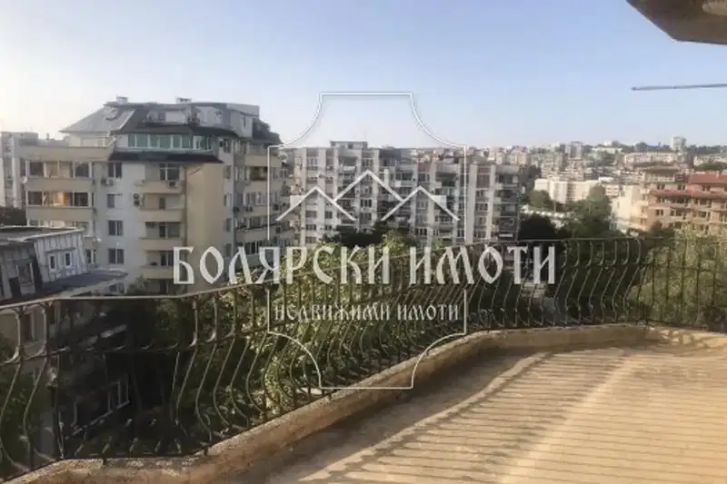 Многостаен апартамент с три тераси в Бузлуджа, Велико Търново