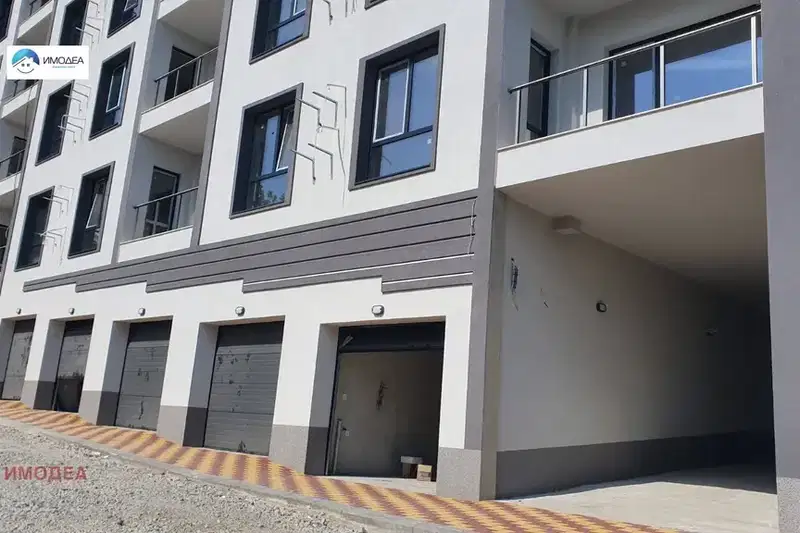 4-bedroom apartment in Veliko Tyrnovo, Buzludja
