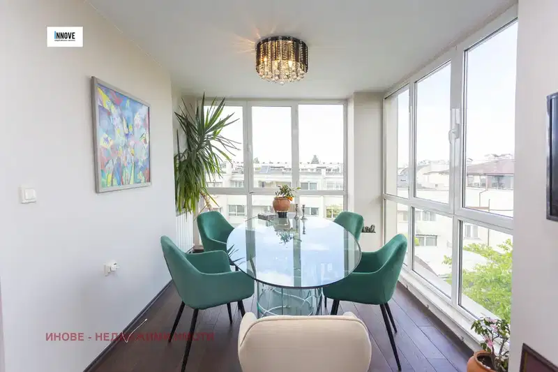 4-bedroom apartment in Sofiya, Bykston
