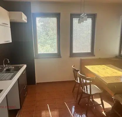 Photo 2 — 4-bedroom apartment in Kyrdjali, Centyr