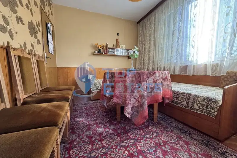 4-bedroom apartment in Veliko Tyrnovo, Centyr