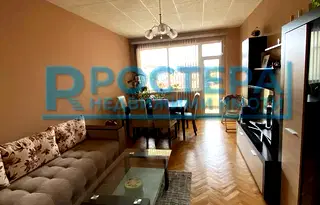 Многостаен апартамент в Търговище, Център