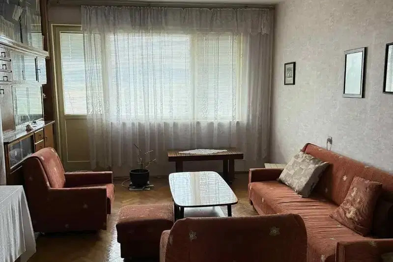 4-bedroom apartment in Kyrdjali, Centyr