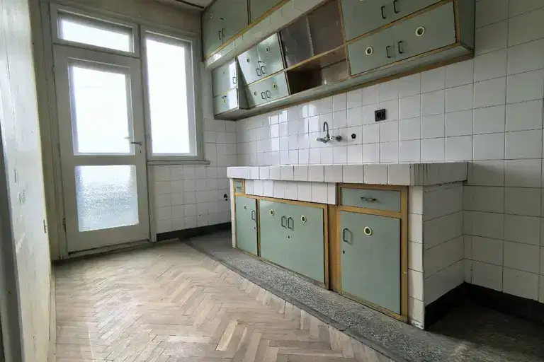 Многостаен апартамент в Стара Загора, Център
