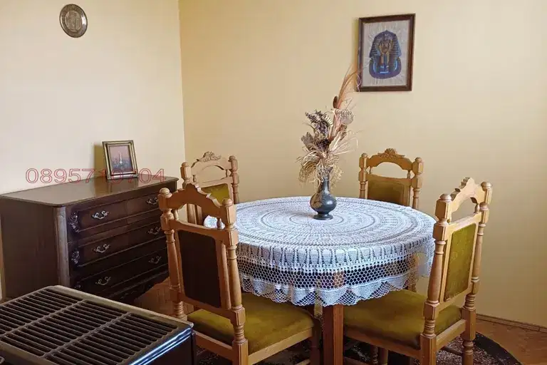 Многостаен апартамент в Търговище, Център