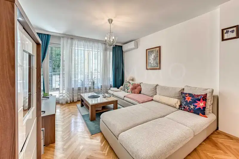 4-bedroom apartment in Sofiya, Centyr