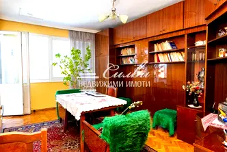 Многостаен апартамент в Шумен, Център