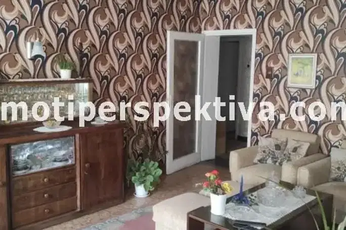 4-bedroom apartment in Plovdiv, Centyr