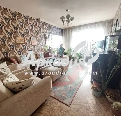 Снимка 4 — Многостаен апартамент с две тераси в Център, Пловдив