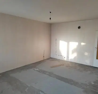 Photo 2 — 4-bedroom apartment in Kyrdjali, Centyr