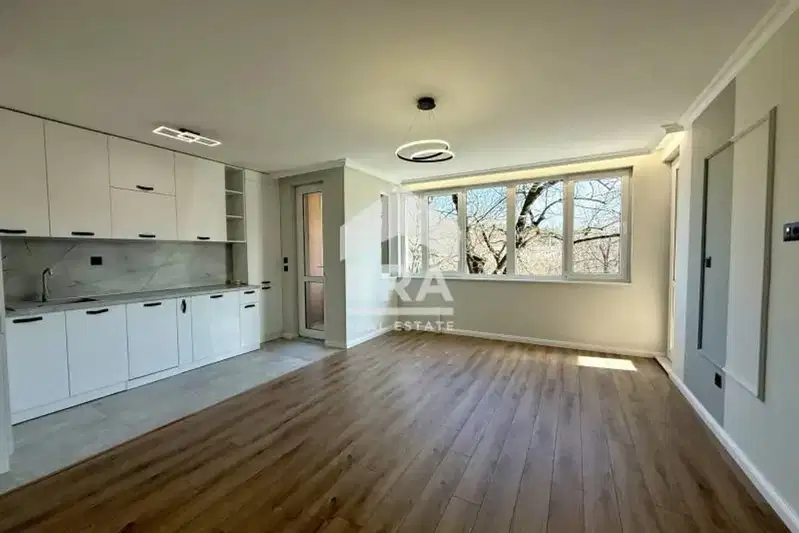 4-bedroom apartment in Veliko Tyrnovo, Centyr