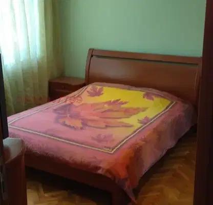 Photo 4 — 4-bedroom apartment in Raz, Tsentar