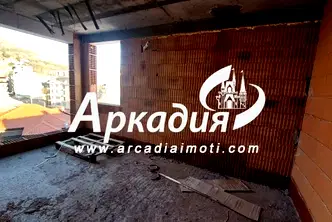 Многостаен апартамент в Пловдив, Център
