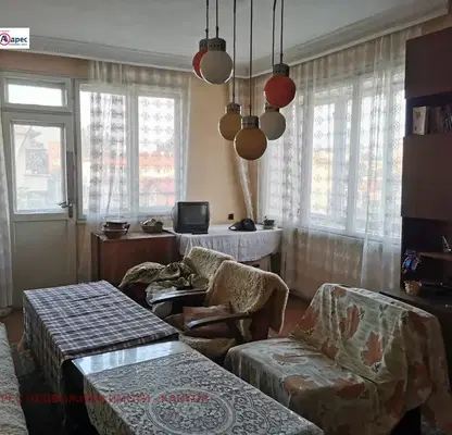 Снимка 4 — Многостаен апартамент в Пазарджик, Център