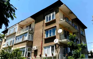 Многостаен апартамент в Пазарджик, Център