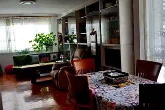 Многостаен апартамент в Русе, Център