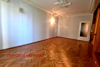 Многостаен апартамент в София, Център