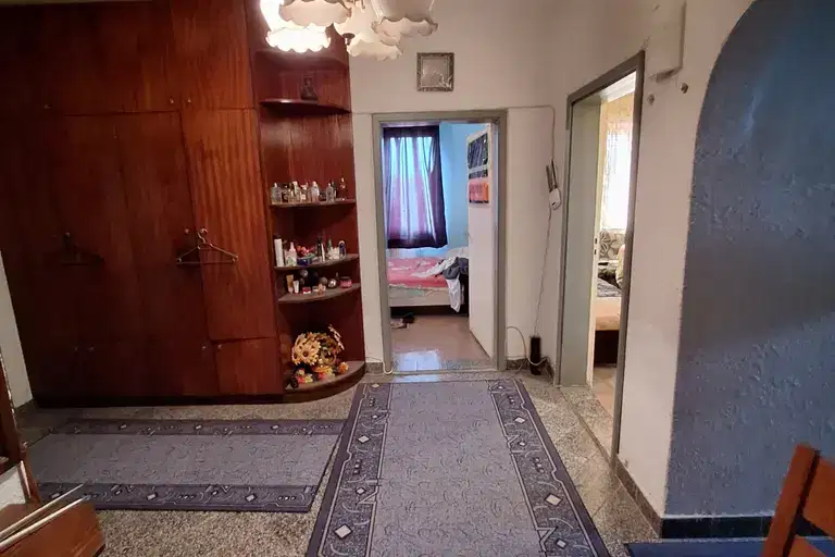 Многостаен апартамент в Добрич, Център
