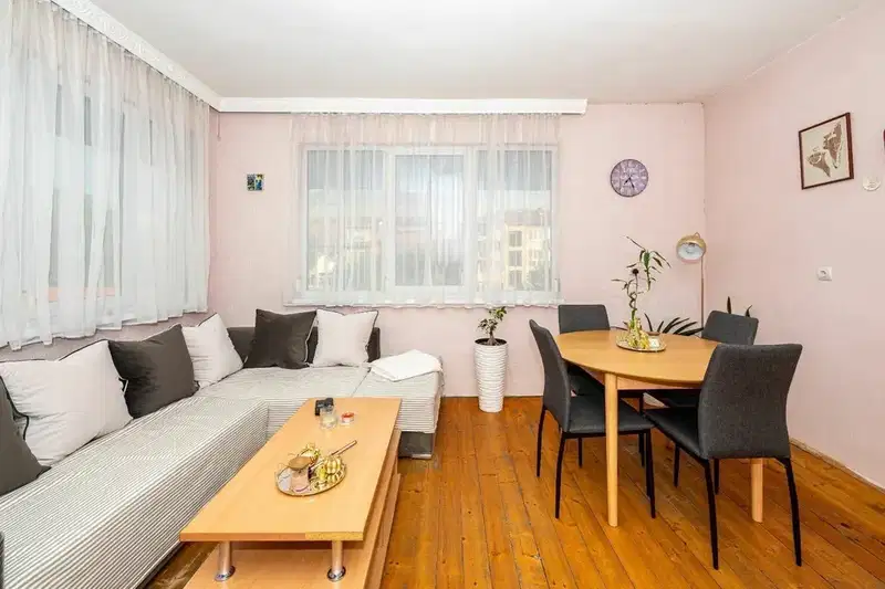 4-bedroom apartment in Plovdiv, Centyr
