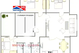 Четиристаен апартамент с голяма тераса в Център, София