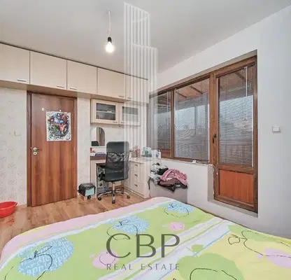 Photo 3 — 4-bedroom apartment in Varna, Centyr