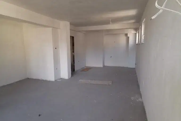 Многостаен апартамент в Хасково, Център