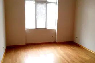 Многостаен апартамент в София, Център