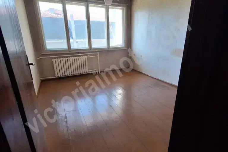 4-bedroom apartment in Veliko Tyrnovo, Centyr