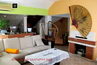 Многостаен апартамент във Варна, Център