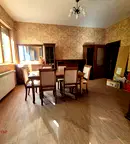 Просторен 4-стаен апартамент в Център, София с тераса